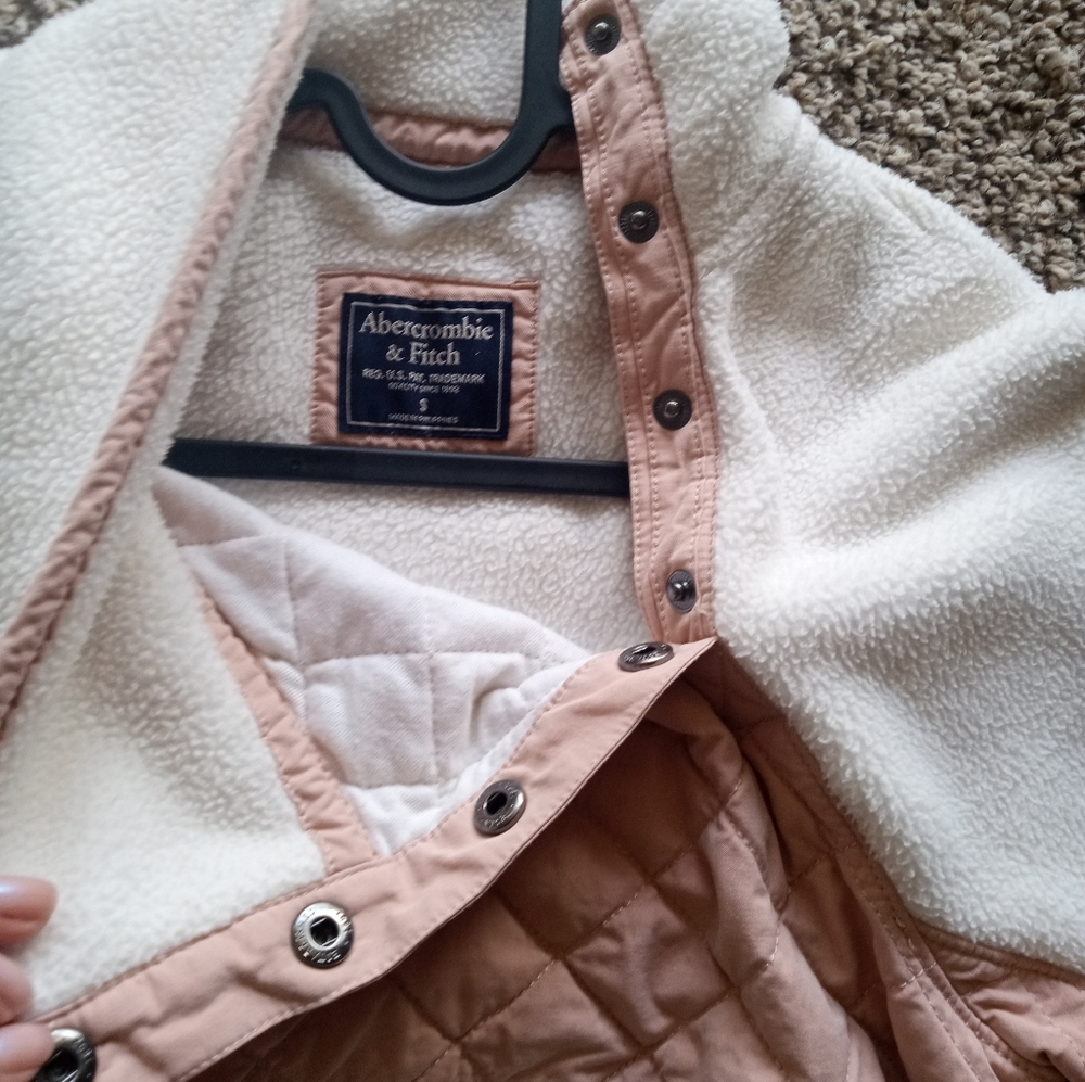 Abercrombie & Fitch Asymmetrical Snap-Up Fleece Jacket Pink White Size Small - Picture 6 of 12